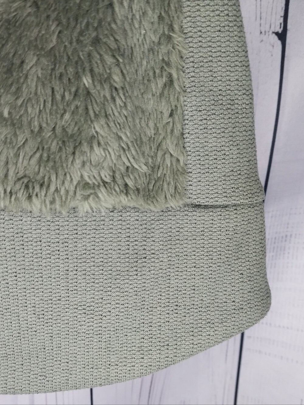 The North Face Furry Fleece Athleisure Utility Cozy Vest In Olive Green NWT - Picture 11 of 12